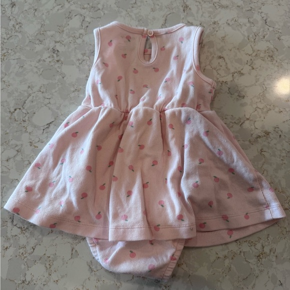 Carter’s 9M baby girl dress with diaper cover and bow - Picture 5 of 9